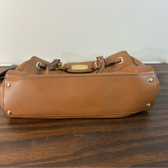 Michael Kors Women's Large Brown Leather Hamilton Crossbody Handbag - Picture 6 of 15